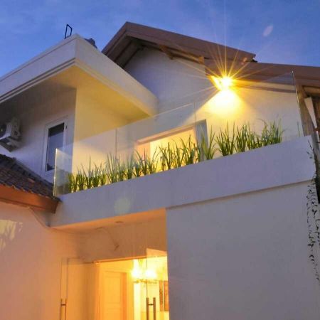 Subali Villa Seminyak Zewnętrze zdjęcie