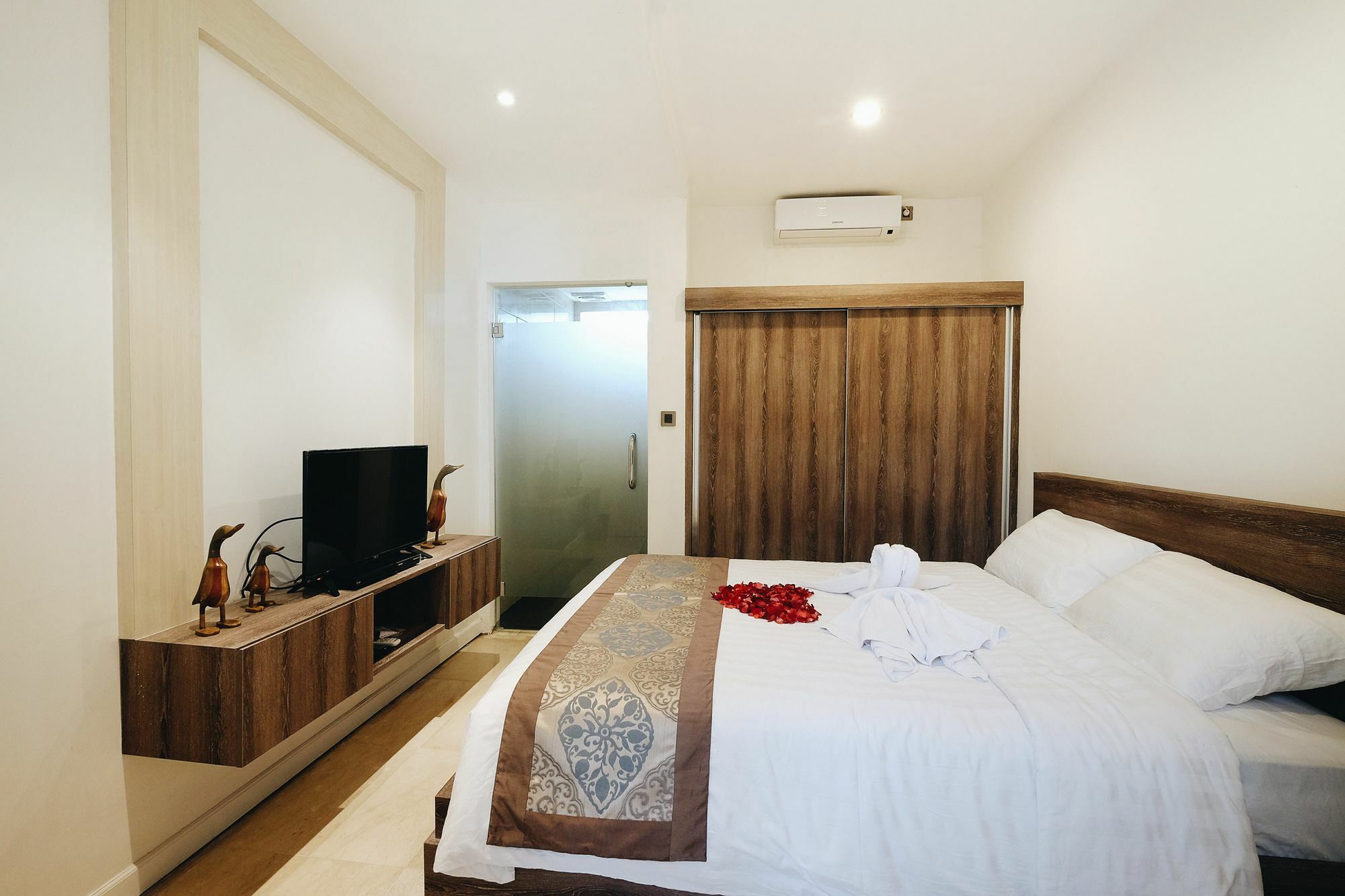 Subali Villa Seminyak Zewnętrze zdjęcie