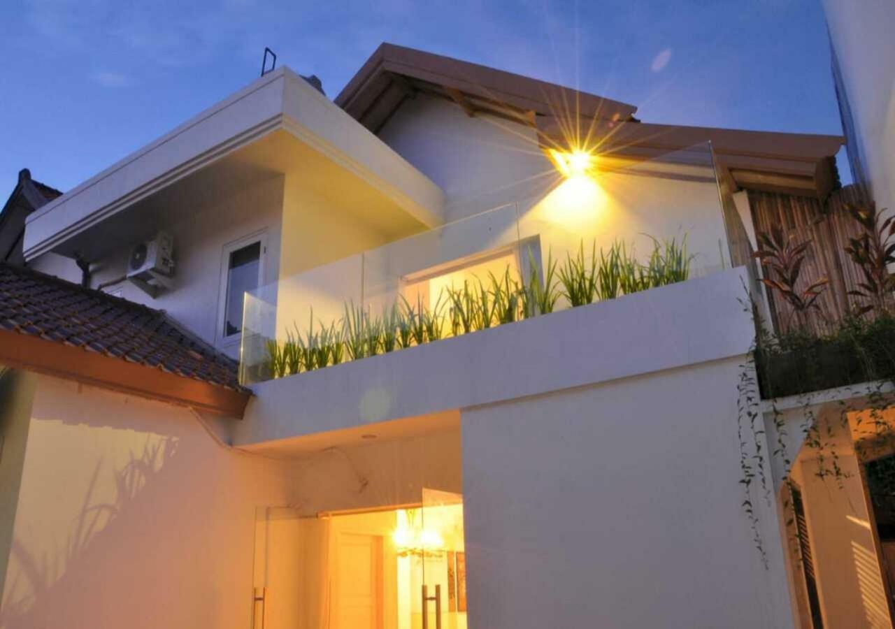 Subali Villa Seminyak Zewnętrze zdjęcie